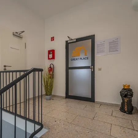 アパート Great Place Penthouse Stuttgart Airport Messe Parkplatz Heimkino