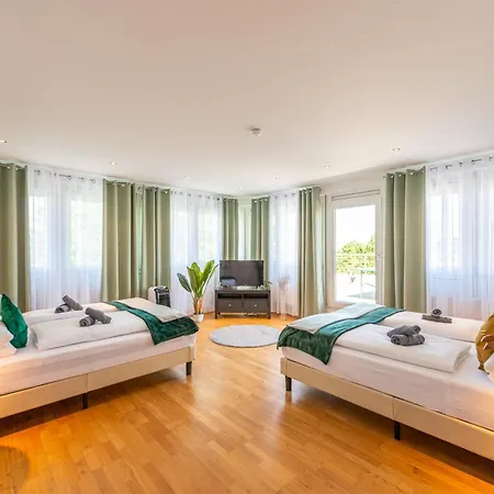 Top-penthouse Stuttgart Airport Messe Parkplatz Heimkino & Terrasse Apartment *