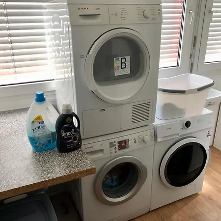 Apartament Great Place Penthouse Stuttgart Airport Messe Parkplatz Heimkino *