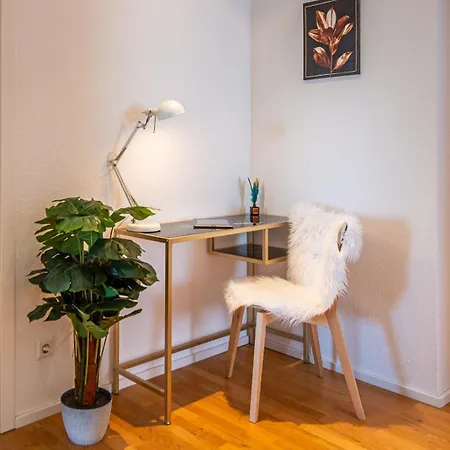 アパート Great Place Penthouse Stuttgart Airport Messe Parkplatz Heimkino フィルダーシュタット