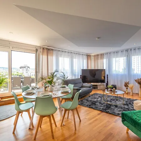 Apartment Great Place Top Penthouse Stuttgart Airport & Messe
